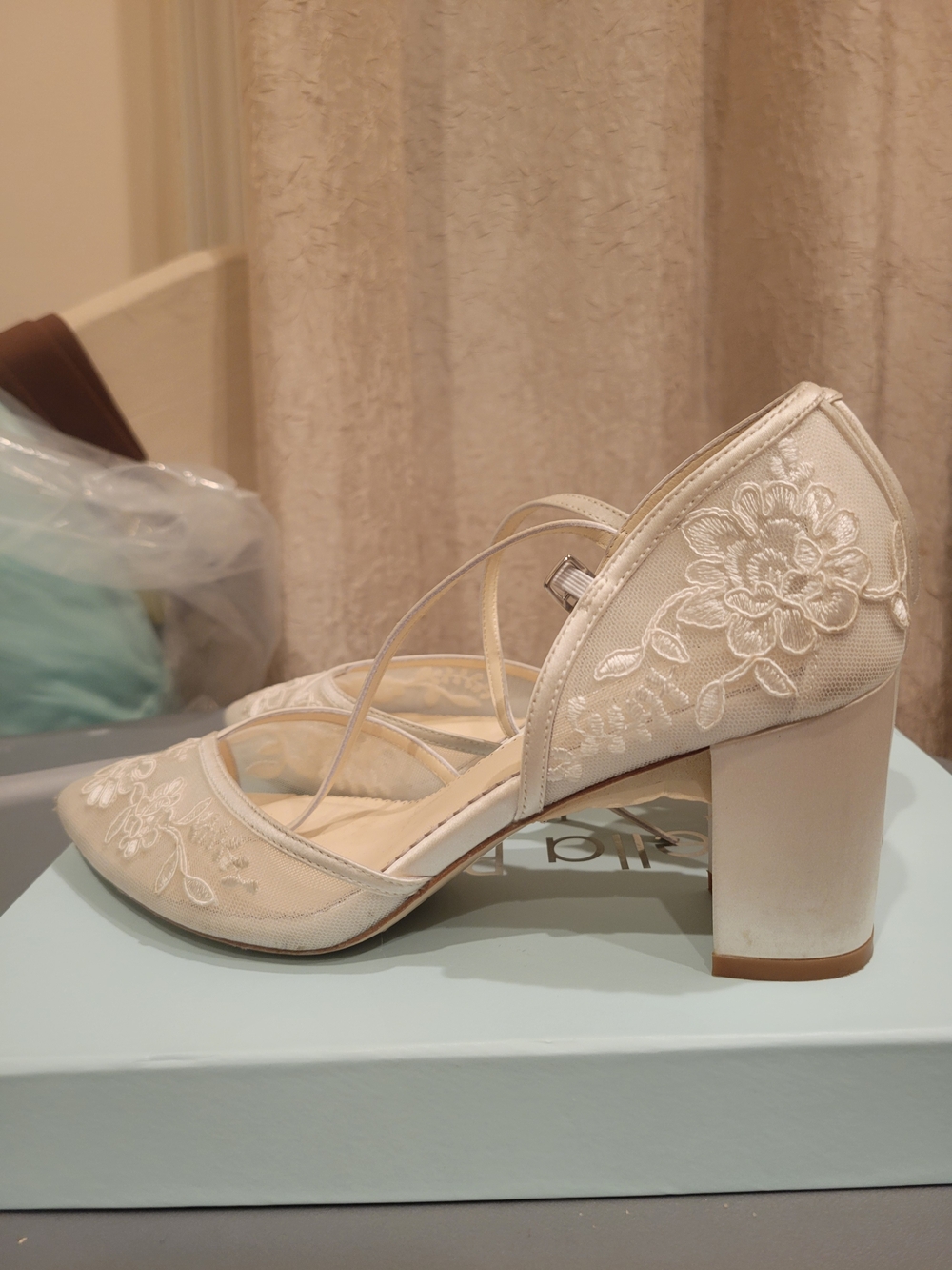 Bella Belle Chelsea Ivory Block 3-inch Heels